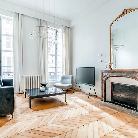 Luxury And Elegance Louvre - Rivoli Apartment Paris